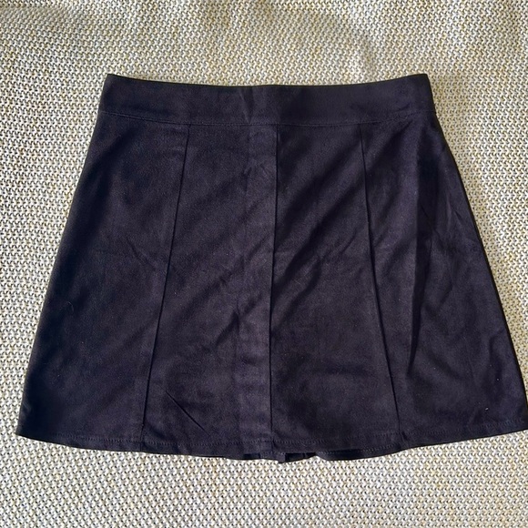 Black Mini Skirt Size Small Faux Suede Button Down - Picture 2 of 6